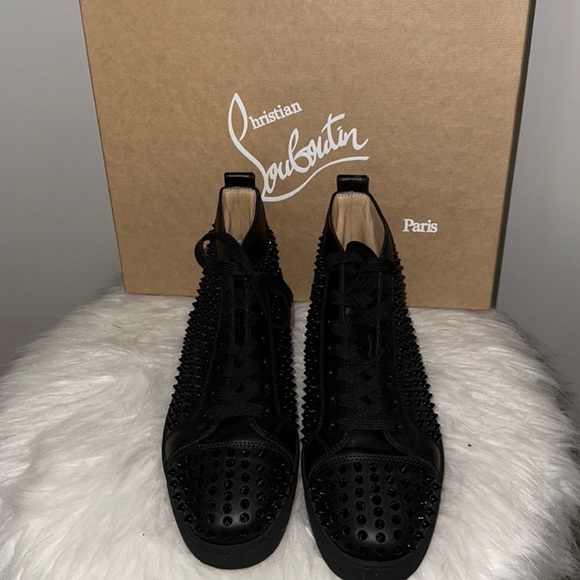 Authentic Men’s Christian Loubutin Sneakers - Picture 2 of 4
